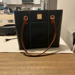Small Leather Dooney and Bourke tote